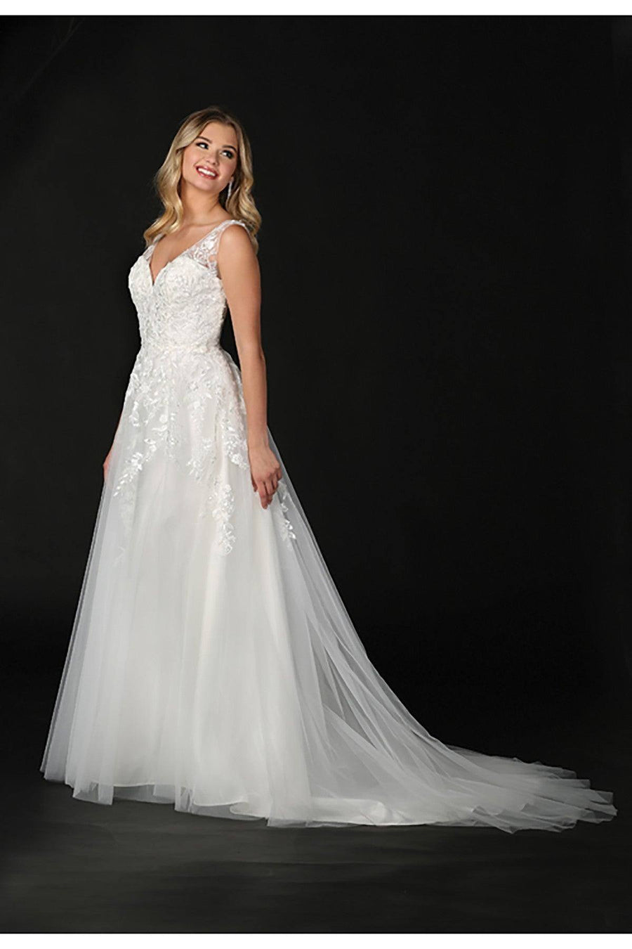 Stunning V-Neck Exquisite Embroidery Beading Wedding Dress