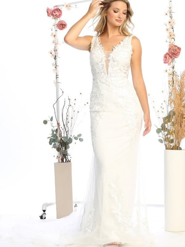 Exquisite V-Neck Lace Embroidery Elegant Train Wedding Dress