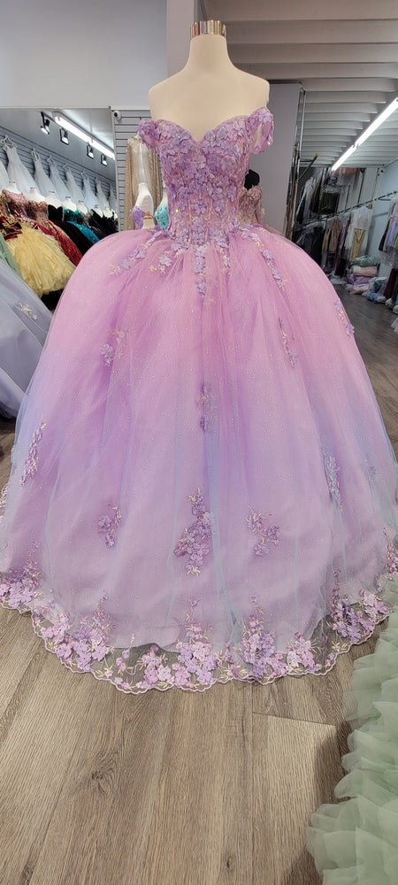 Sweetheart Lilac Quinceanera Ball Gown