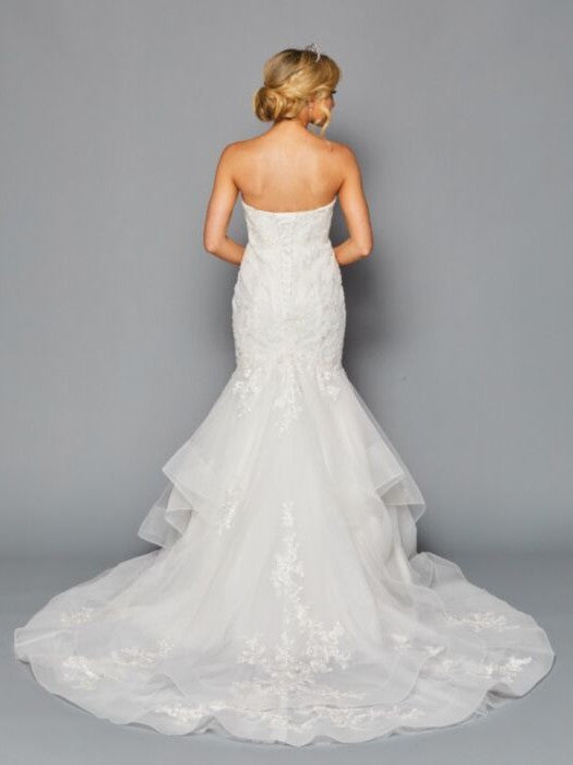 Stunning Strapless Sweetheart Neckline Mermaid Beaded Tulle Wedding Dress