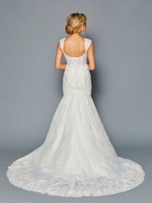 Stunning V-Neck Chapel Train Trumpet Silhouette Beaded Lace Wedding Dress