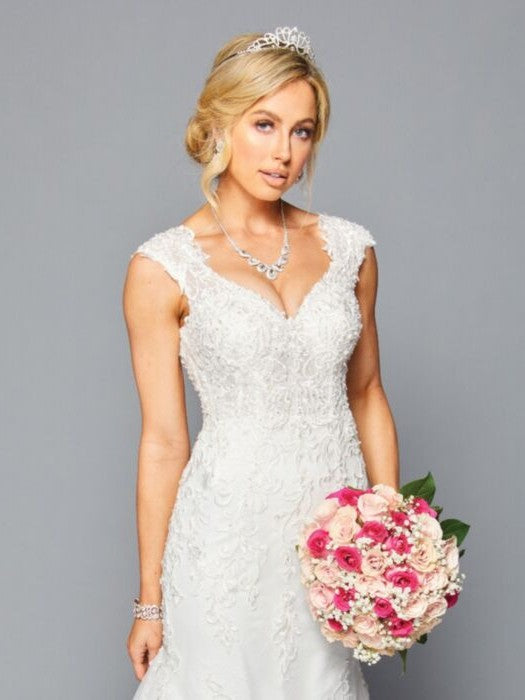 Stunning V-Neck Chapel Train Trumpet Silhouette Beaded Lace Wedding Dress