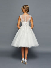 Elegant A-Line Short Boat Neckline Cap Sleeves Beaded Lace Applique Wedding Dress