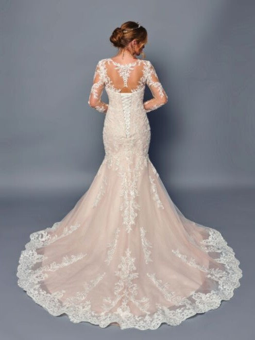 Elegant Square Neck Nude Illusion Long Sleeves Trumpet Silhouette Wedding Dress