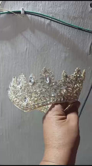 Elegant Gold Jeweled 15 Anos Quinceanera Crown