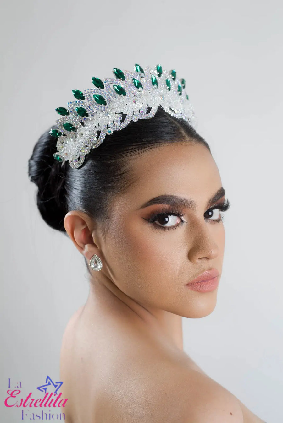 Enchanting Jeweled Crystalline 15 Anos Quinceanera Crown