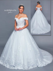 Off-Shoulder Lace Ball Gown Wedding Dress with Sweetheart Neckline & Tulle Skirt
