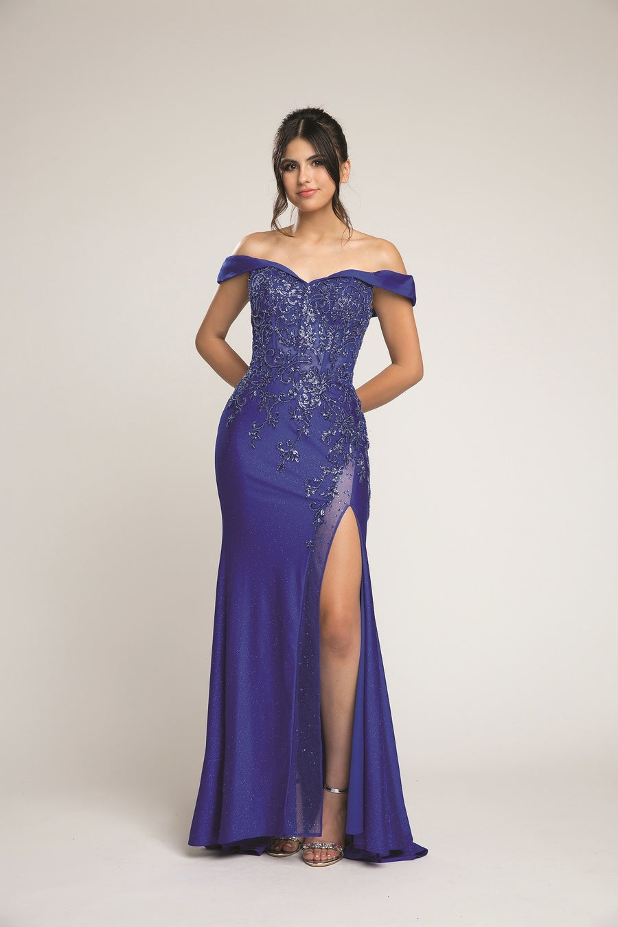 Sheath Embroidered Off The Shoulder Sparkling Prom Dress